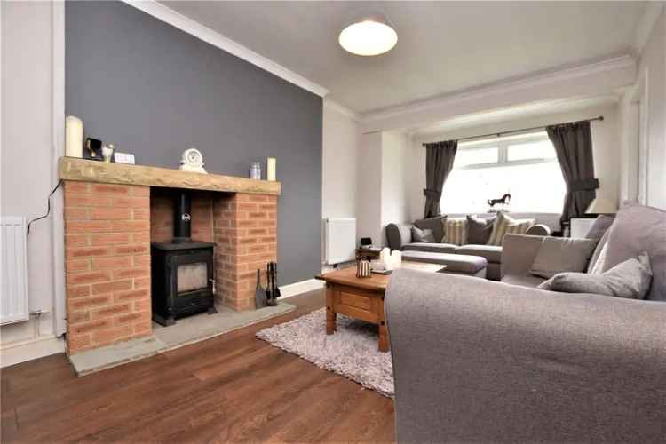 Bungalow For Sale in Wakefield, England