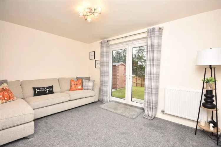 House For Sale in Leeds, England