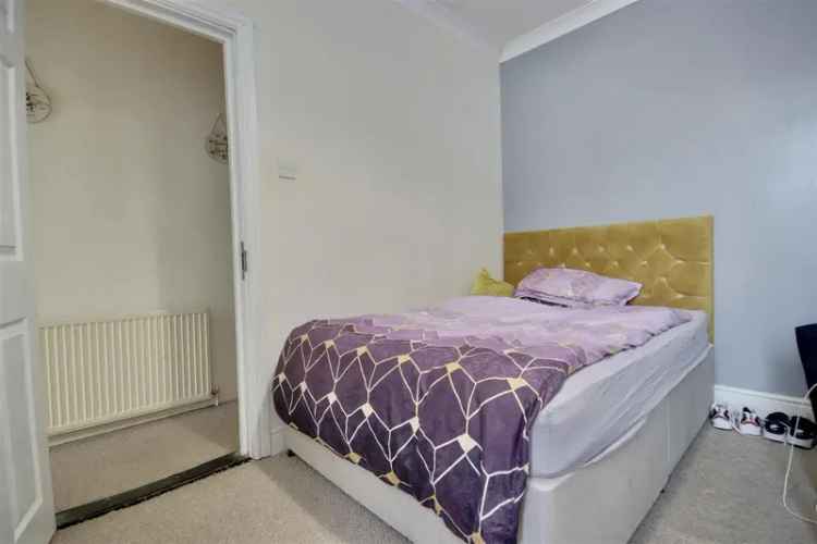 4 Bedroom Terraced House to Rent