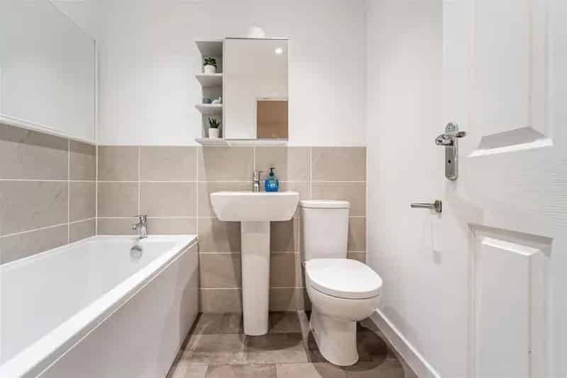 4 Bed House for Sale Haywood Village
