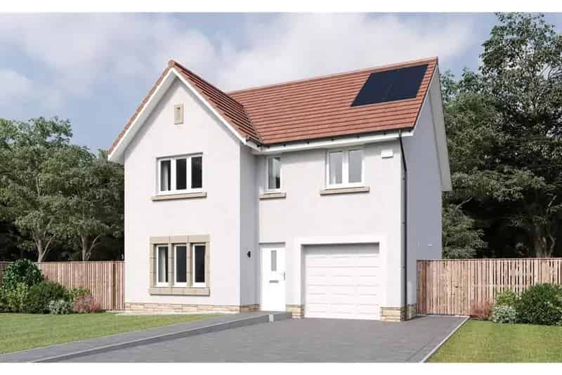 3 Bed Detached House with 2 Reception Rooms and Study