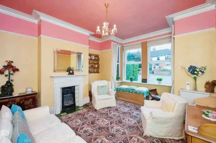 House For Sale in Station Road, England