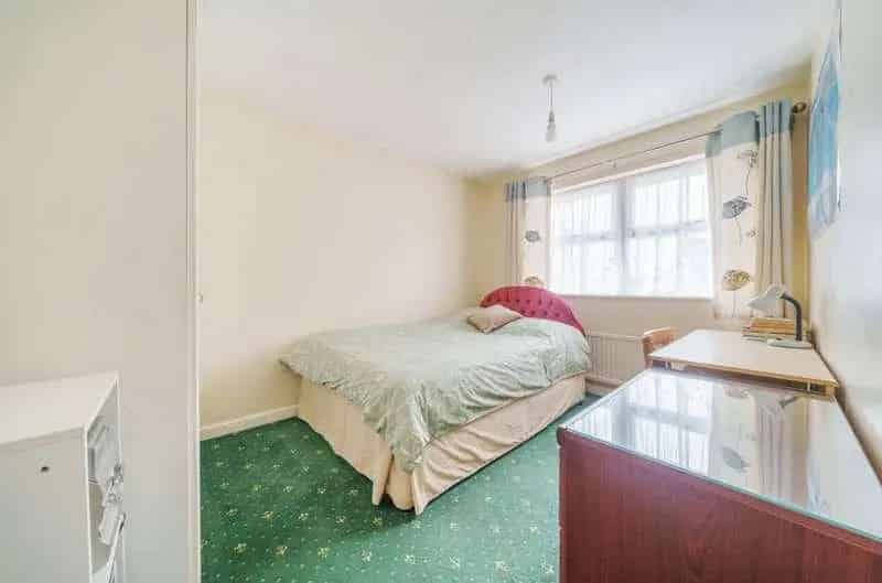 4 Bed Detached House for Sale