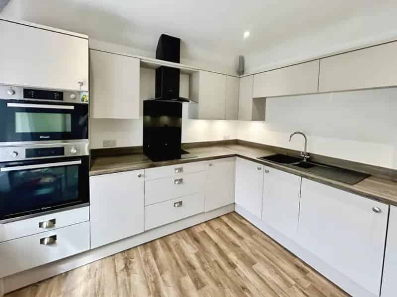 2 Bedroom Flat To Let Solihull Warwick Road September 2025