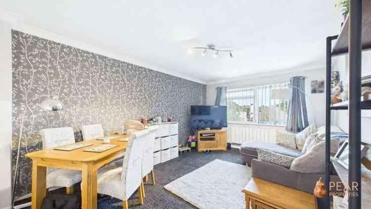 1 Bed Flat for Sale Near Lancing Train Station and Seafront