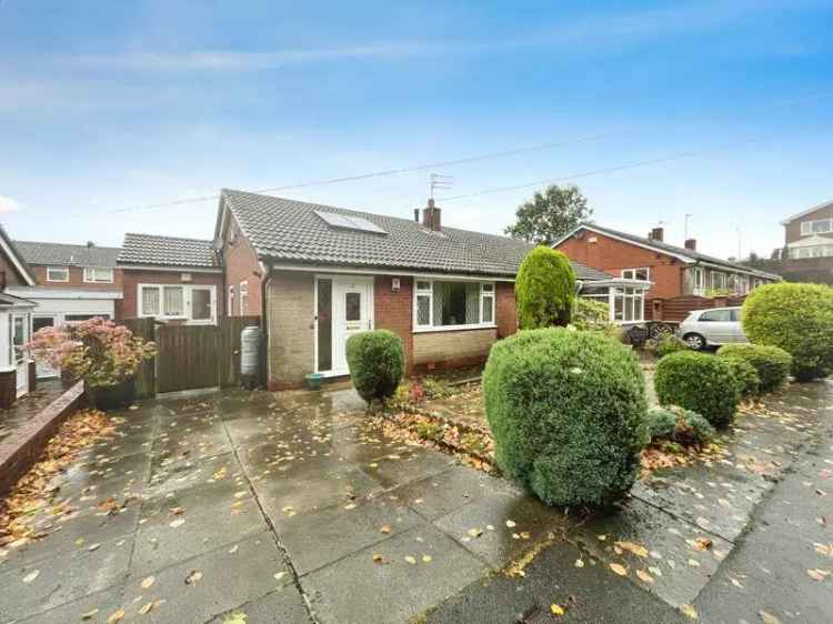 2 Bedroom Bungalow for Sale in Horwich, Stocks Park Estate