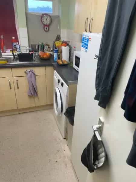 One Bedroom Flat Near Ferring Beach and Train Station