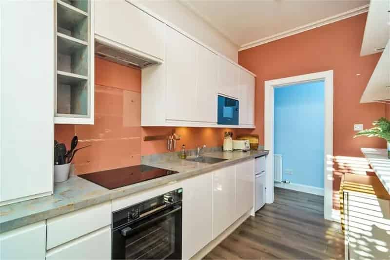 1 Bed Flat Lower Villa Leith Private Garden Modern Kitchen