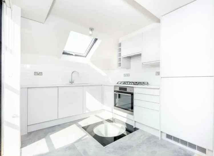 Top Floor Split Level Apartment In Norland Square W11