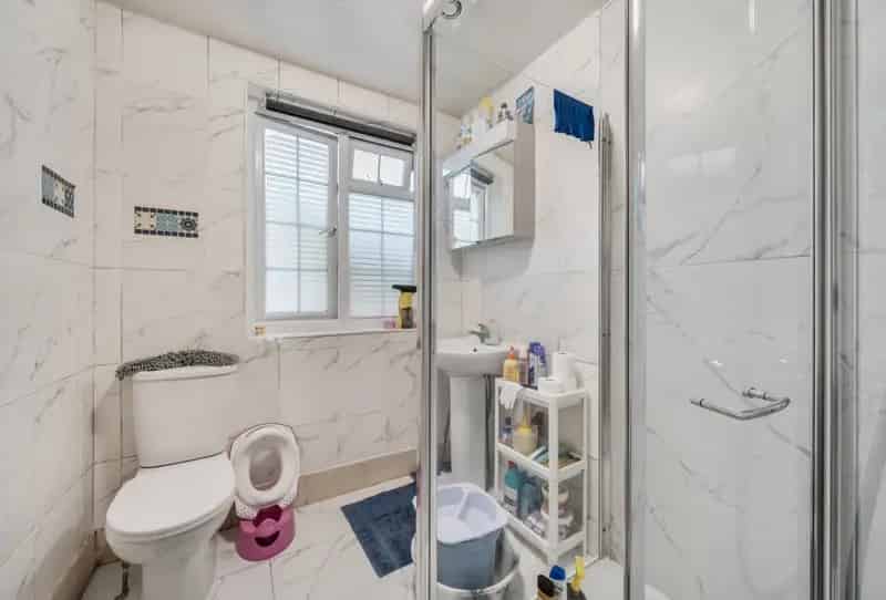 3 bedroom flat/apartment for sale