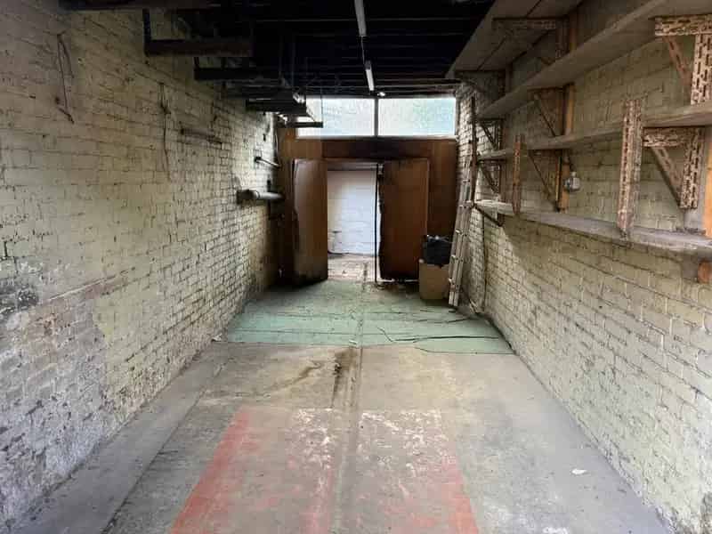 0 Bedroom Parking House to Rent
