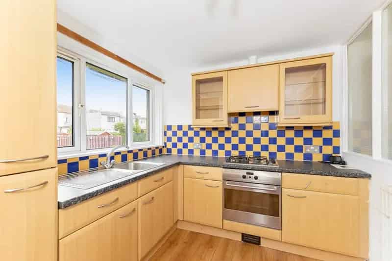 One Bedroom Flat Northfield Edinburgh Freehold EPC C Council Tax C
