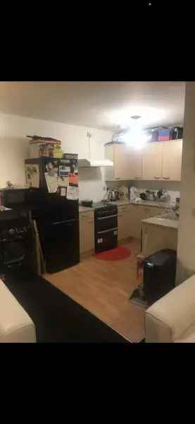 Flat For Rent in Bristol, England