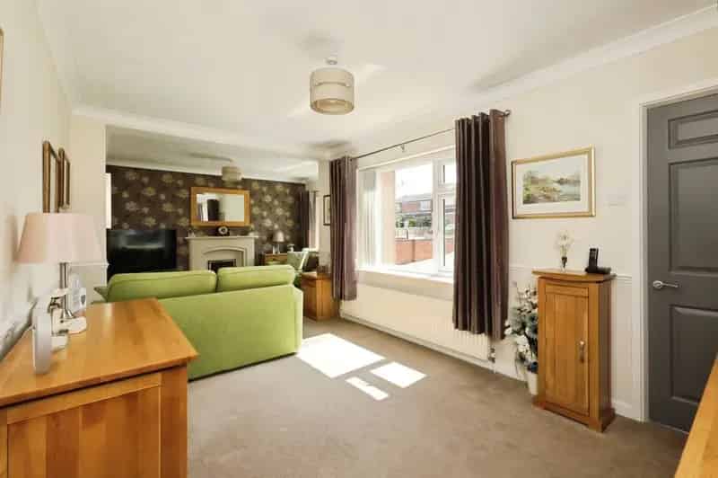 4 Bedroom Semi Detached House for Sale Woodsetts South Yorkshire