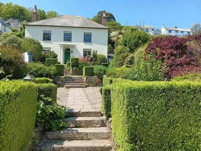 4 Bedroom Detached House for Sale in Looe