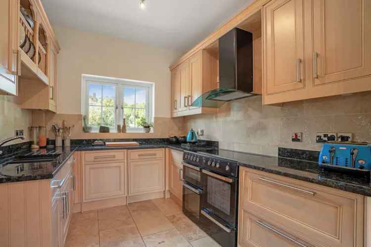 Detached House for sale with 5 bedrooms, Lyttelton Road Droitwich Spa, Worcestershire