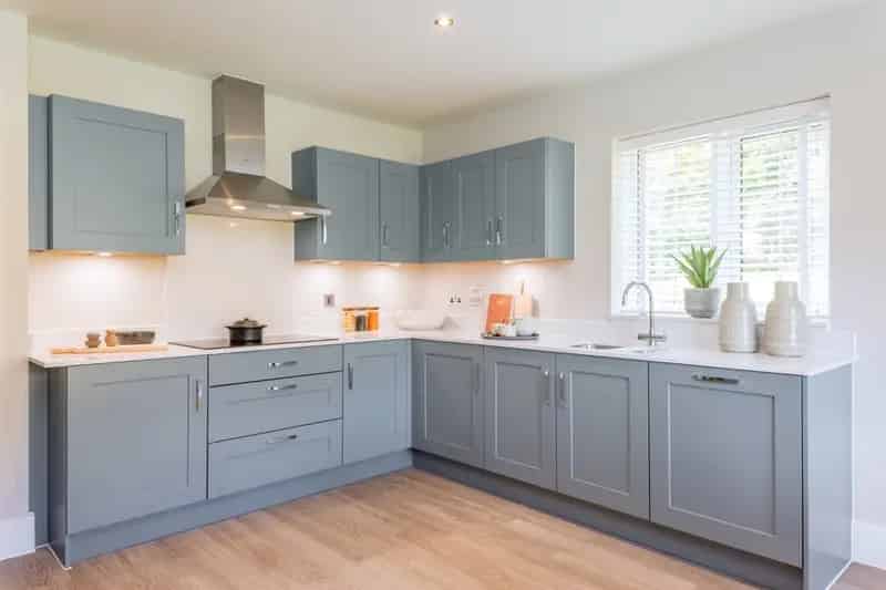 3-Bed Bungalow Whitsbury Green Integral Garage Ample Storage