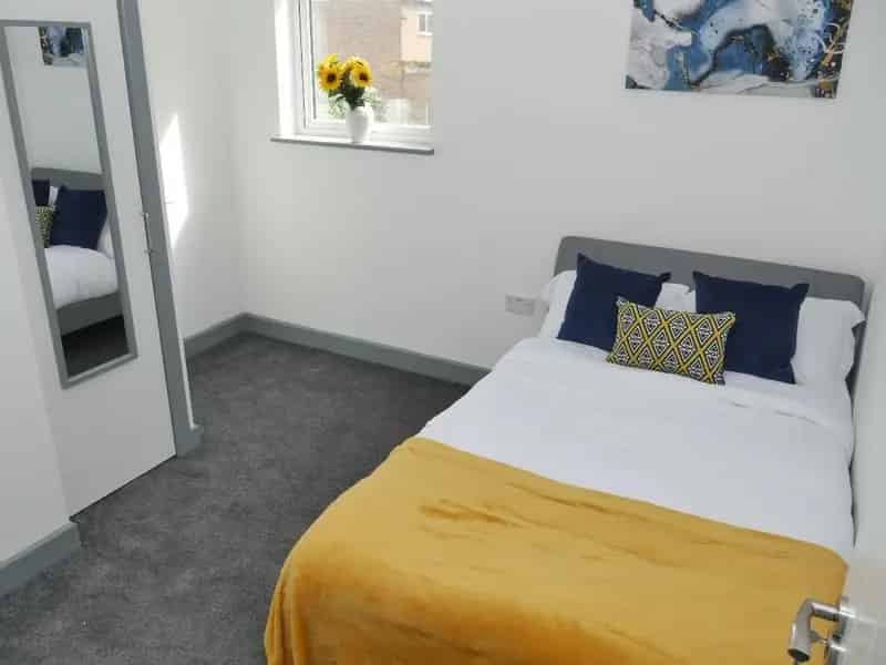 5 Bedroom Student House to Rent 2025-2026