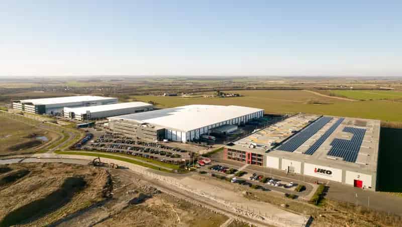 Alconbury Enterprise Campus: Flexible Manufacturing and Office Space