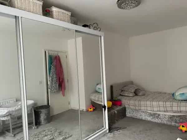 Flat For Rent , London, England
