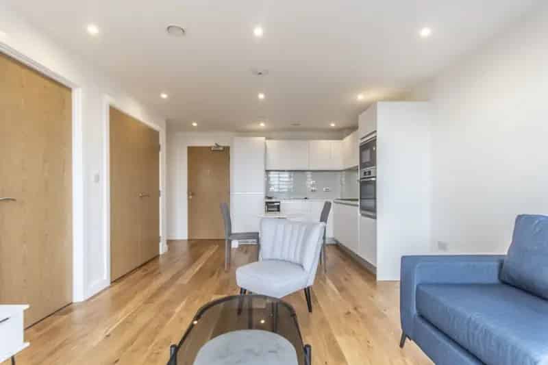 1 Bedroom Flat To Rent Available June 19 2025
