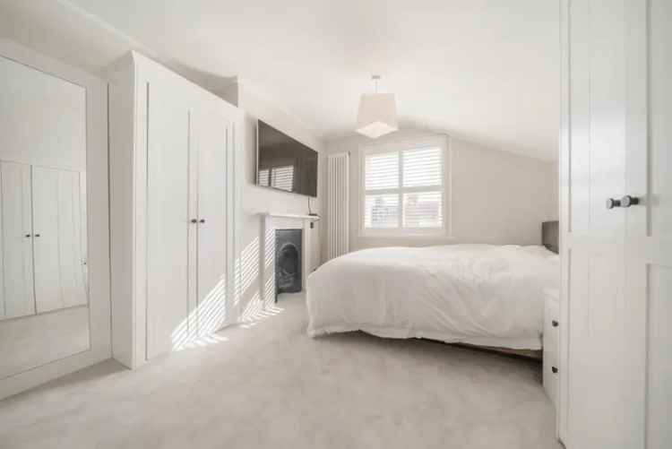 Stunning Period Flat near Wandsworth Common