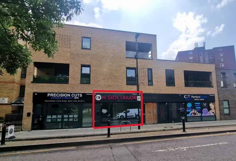 Acton Retail Unit To Let - 282 sq ft Ground Floor Commercial Space