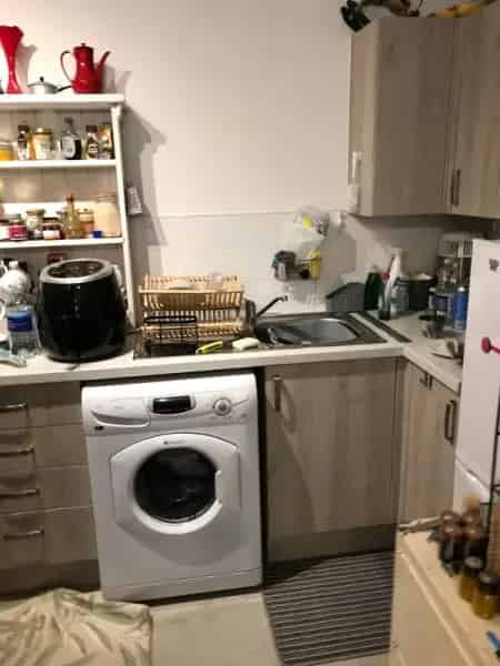 Basement Flat near Rail Station with Parking and Garden