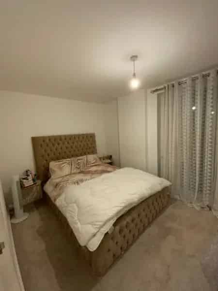 One Bedroom Flat NW2 Near Neasden Station