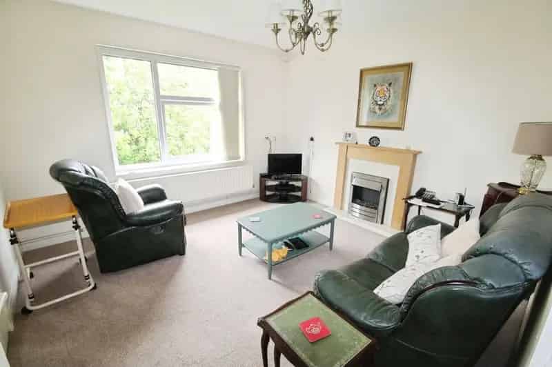 1 Bedroom Retirement Apartment Yardley B26