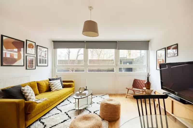 3 Bedroom Flat for Sale near Oval Station London SE5