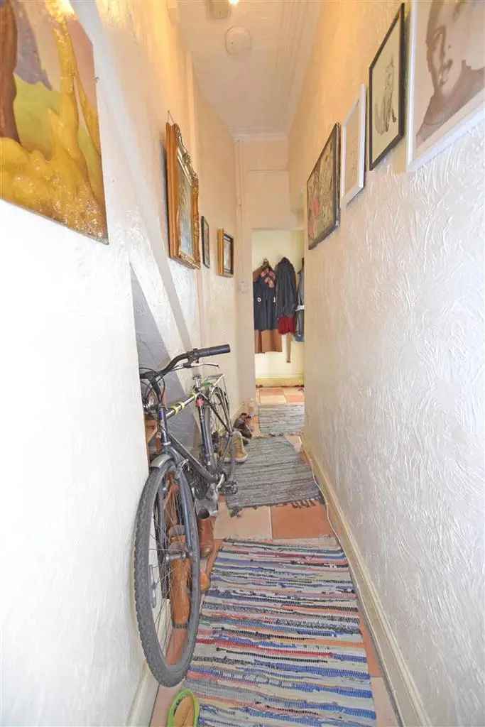 5 Bedroom Terraced House for Sale