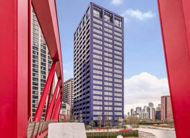 One Bedroom Dockside Apartment with Balcony and Amenities