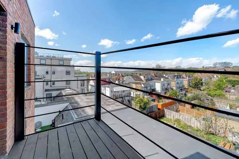 Brand New Two Bed Two Bath Apartment Near Train Station