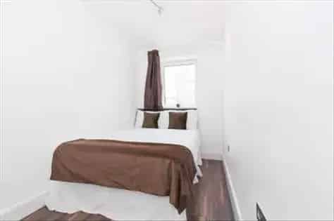 Double Room in 5 Bedroom Flat near Marylebone Station