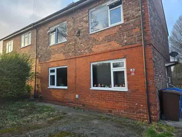 3 Bedroom House Near Morrison's