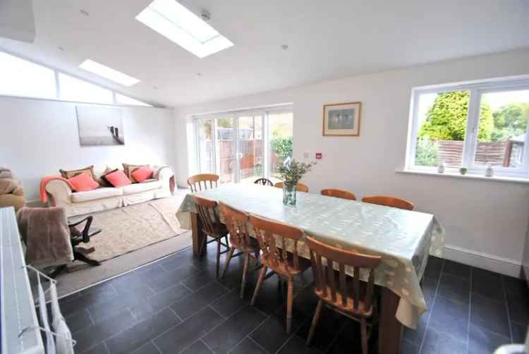 8 Bedroom Detached Student House Near University