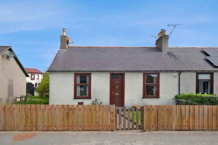 2 Bed Bungalow Alford - Modern Shower Room - Great Potential