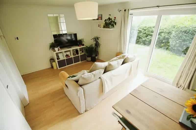 2 Bedroom Ground Floor Apartment Wilmslow Cheshire SK9