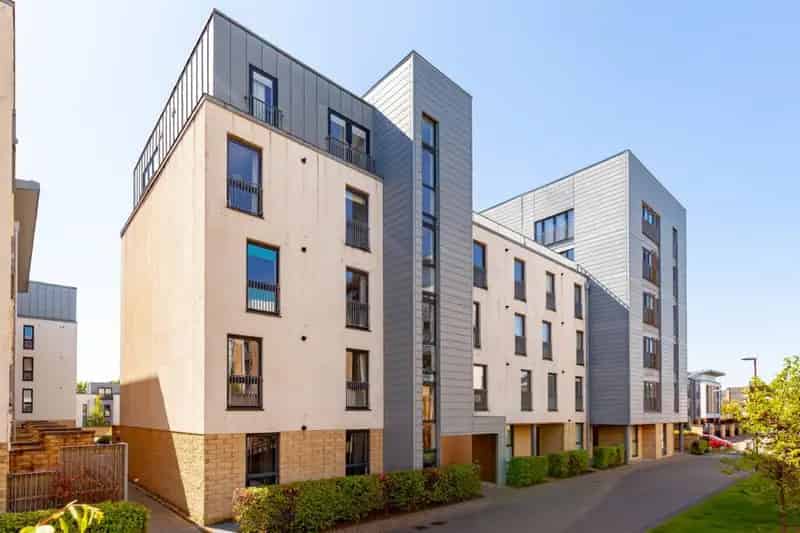 2 Bedroom Flat for Sale in Fettes
