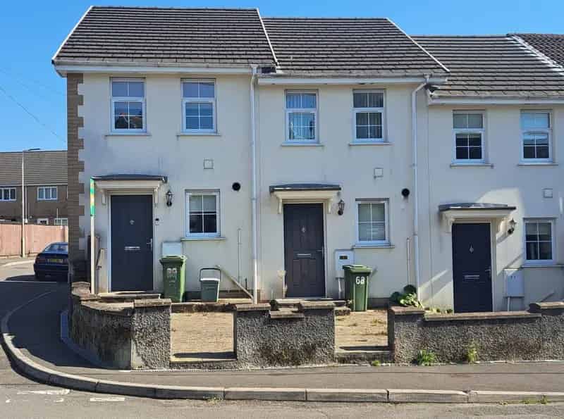2 Bedroom Terraced House - Ready Made Rental Investment
