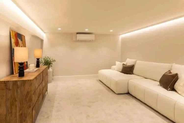 3 Bed Flat for Sale in Notting Hill