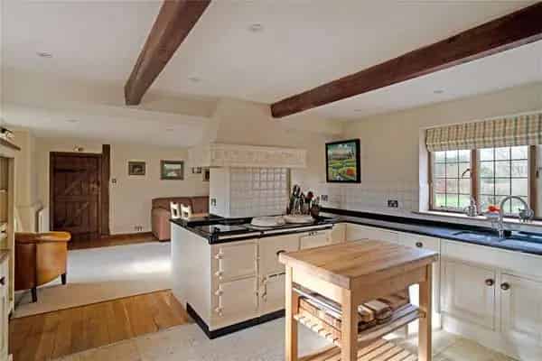 Grade II Listed Farmhouse Worcester 5.32 Acres 4 Beds