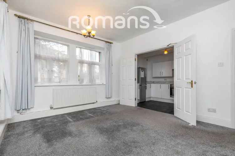 2 Bedroom Flat Spacious Apartment with Parking