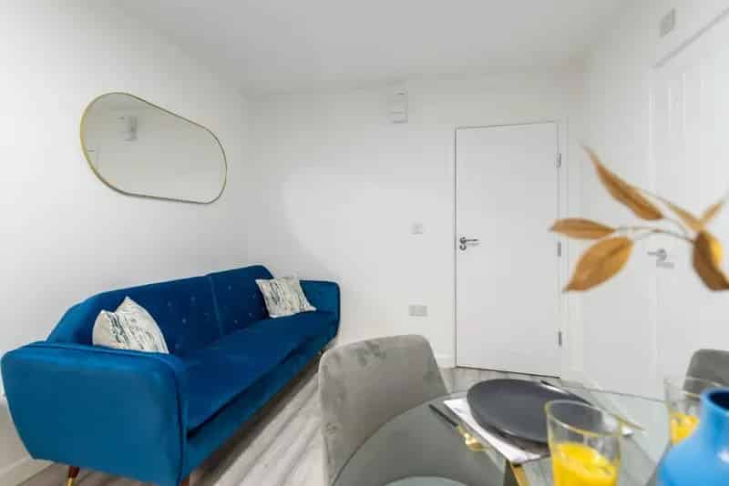 10 Bedroom Serviced Apartment for Rent