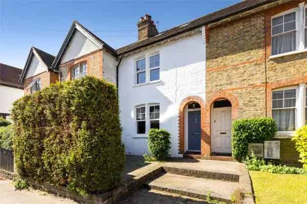Three Bedroom Period Cottage Chorleywood