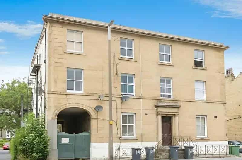 2 Bedroom Flat to Rent Huddersfield HD1