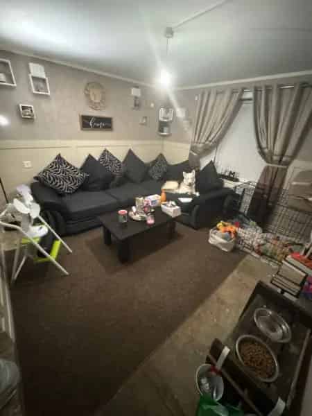 One Bedroom Ground Floor Flat Near Amenities