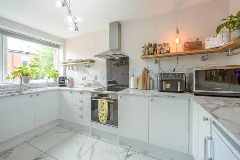 2 Bedroom House For Sale in Central Harborne