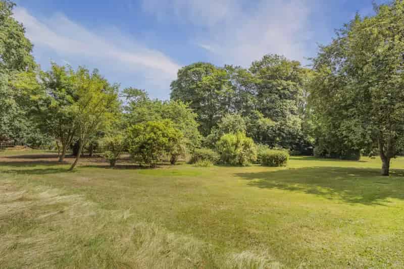 Detached House for sale with 7 bedrooms, Langley Road, Chipperfield